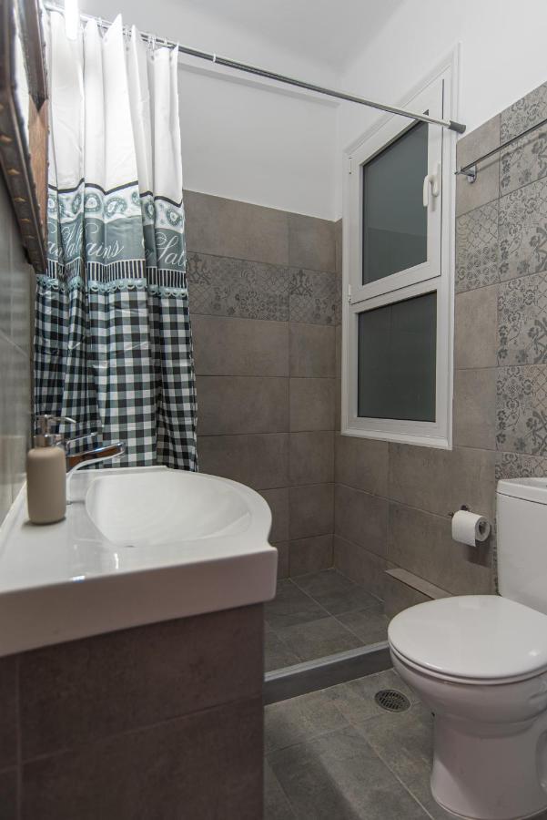 Central Calm Apartment Athene Buitenkant foto